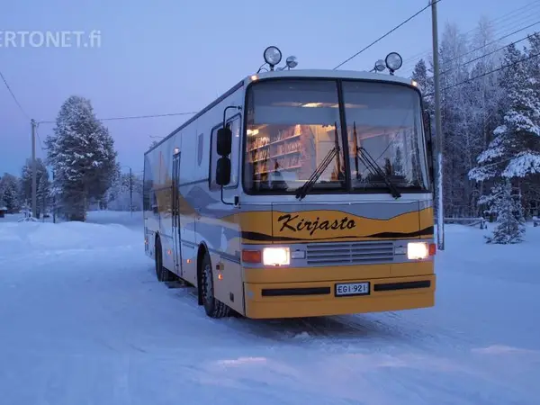 Kirjastoauto Scania L 113  vm. 1995