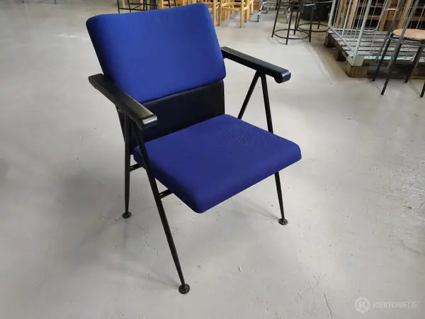 Avarte funktus 534,design Yrjö Kukkapuro
