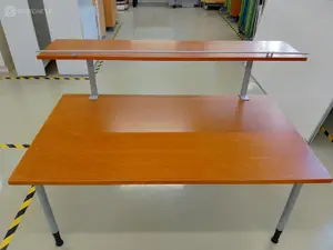 Pöytä hyllytasolla (nro 1314)