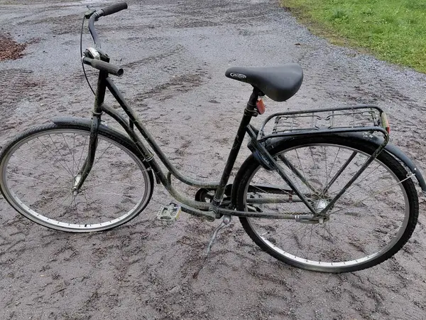 8. Naisten polkupyörä