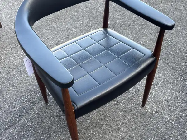Asko Eterna kirjoitustuoli (nro 308) tila 0 5