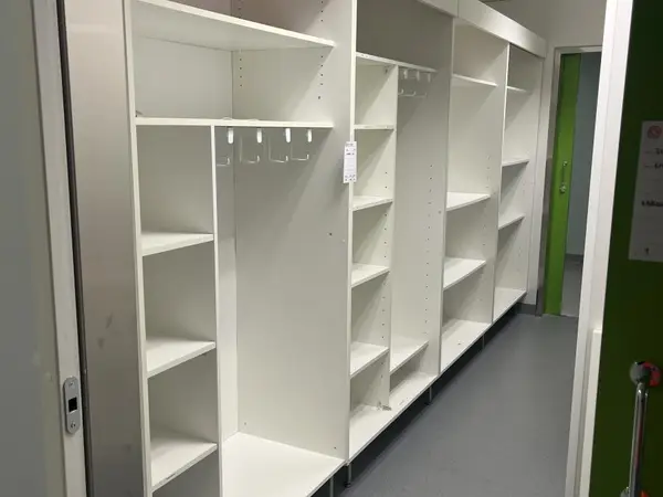 Kaapisto 2 kpl (nro 216) tila E1 Röntgen 149
