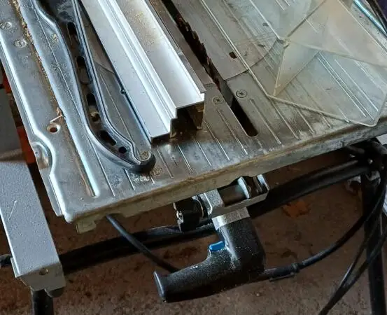 Elu kääntöpöytäsirkkeli 2