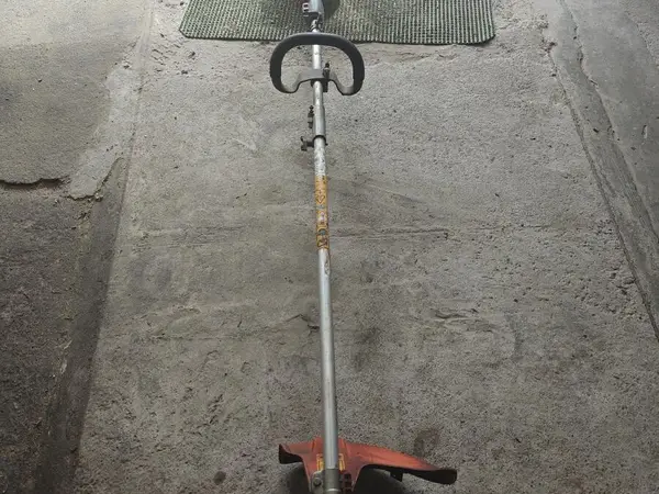 Husqvarna 324 LD trimmeri