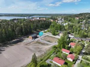 Kaupunkipientalotontti 114f/2, keskusta