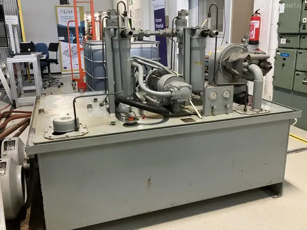 Hydraulikoneikko Sperry Rand Vickers