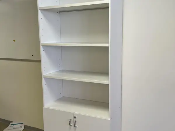 Hyllykkö (nro 247) tila E2 Kipupoliklinikka 104K