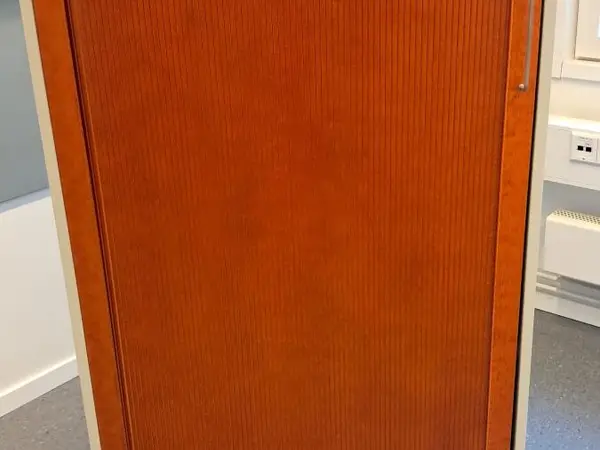 Rulokaappi (nro 100/55)
