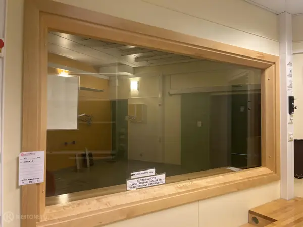 IKKUNA (nro 89) tila E1 Röntgen 164