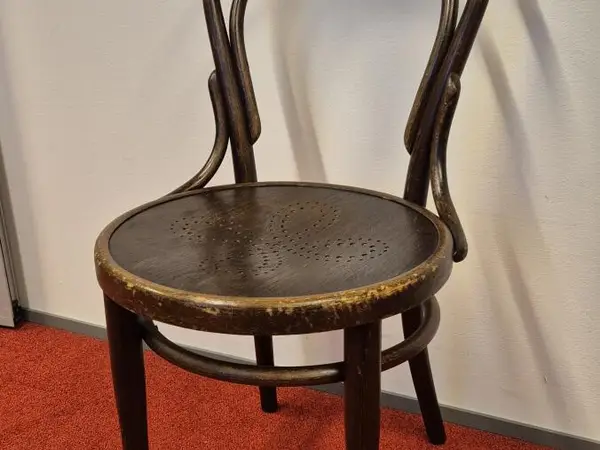 Thonet wieniläistuoli 1 kpl (nro 154.) erä 4