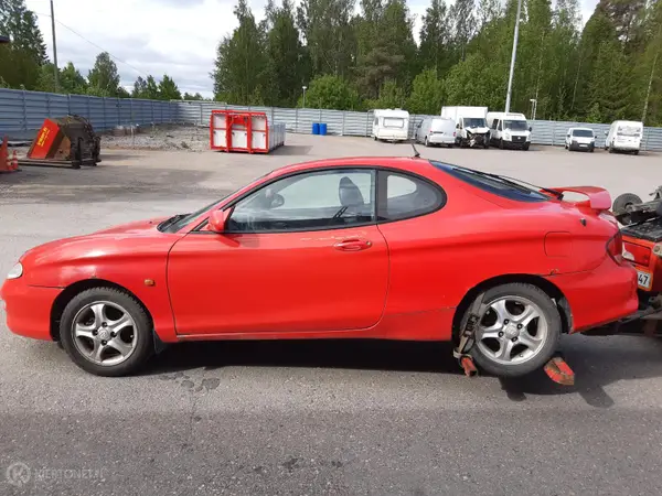 Hyundai Coupe, 2002, 2,0l, Bensiini, ,Varaosiksi/kunnostettavaksi!
