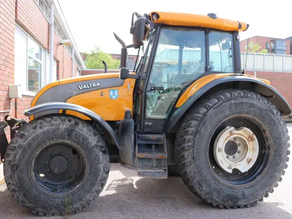 Valtra C130 , vm. -04