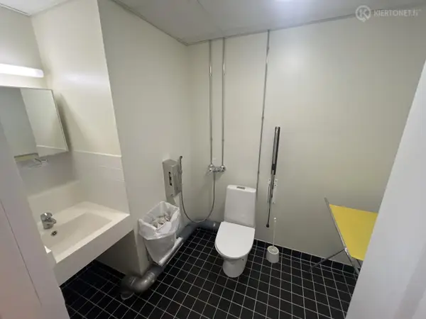 WC-Kalusteet (nro 110) tila E2 Kuulokeskus 125a