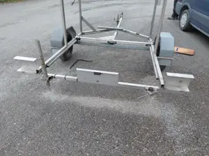 Liikenteenohjaus kärry