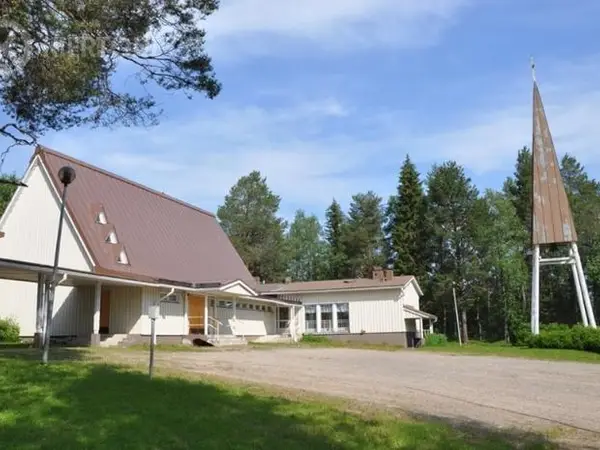 Myydään kirkko/leirikeskus