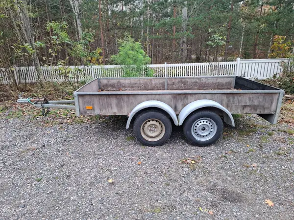 Kevyt perävaunu Veka