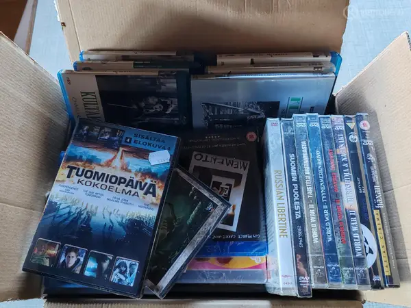 Blu-ray- ja DVD-julkaisuja mm.Charlie Chaplin, Buster Keaton ym. nro PR 16