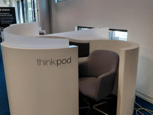 Thinkpod työskentelypiste
