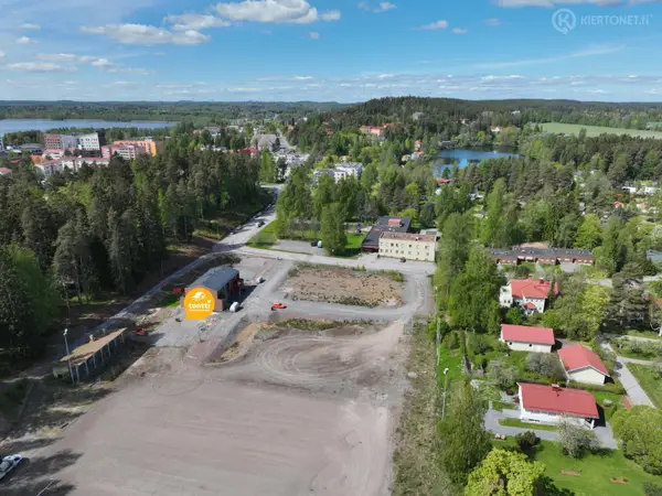Kaupunkipientalotontti 114f/6, keskusta