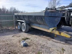 Traktorin perävaunu.