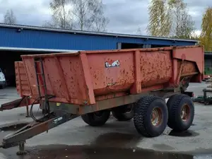Traktorin peräkärry Tempo