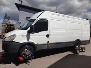 Iveco Daily 35 van umpikorinen, 2007, 3.0l, Diesel ,Varaosiksi/kunnostettavaksi!