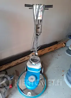 Electrolux Euroclean 1100 RPM nopeakierroksinen -lattianhoitokone