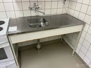 RST-ALLAS-TASO (nro 30) tila Äidinmaitokeskus 054