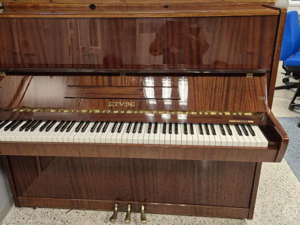 ETYDE PIANO (nro 40) tila S2 Aula