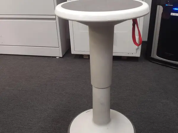 Tasapainotuoli Interstuhl (nro 14)