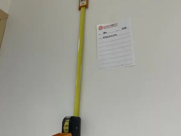 Pituusmitta (nro 184) tila E2 ortopedia 028