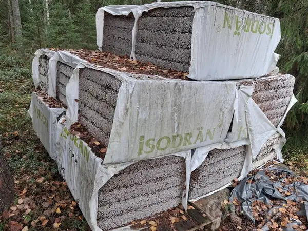 Isodrän salaojittava lämmöneriste levyerä