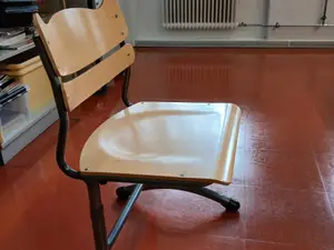 Tuolit 252 kpl (korkeussäädettävä) (nro 1.)
