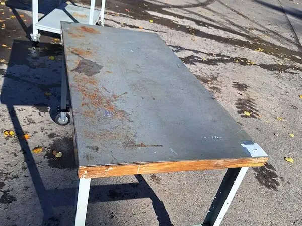 Korjaamopöytä nro 1