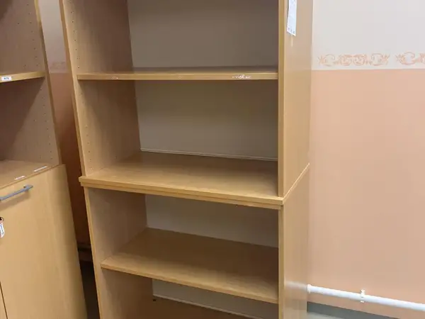 ISKU Hyllykkö (nro 9) tila E2 Kuulokeskus 139