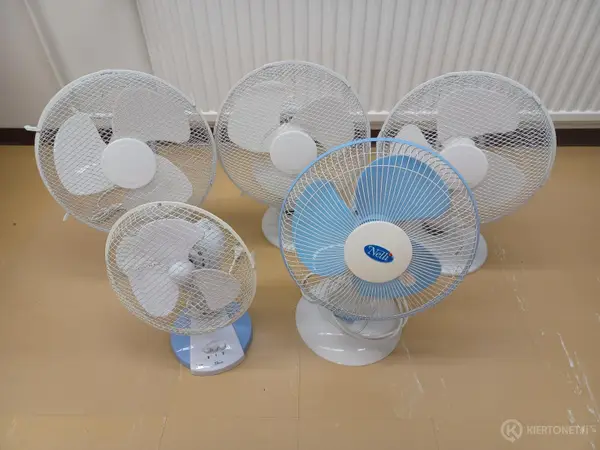 Pöytätuulettimia 5 kpl