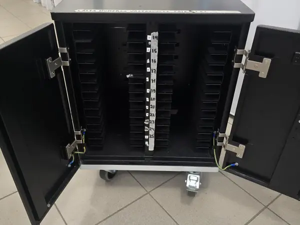 Leba latauskärry 30 tabletlaitteelle