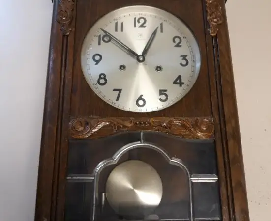 Junghans Seinäkello (Nro. A30)