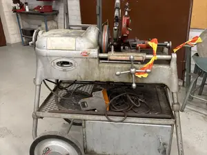 Vanha putkikierrekone Ridgid 535 (nro 2) tila V Konekorjaus