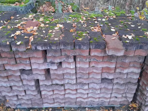Pihakivetyskiviä