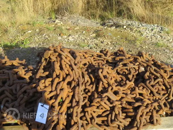 Metsätraktorin pyörän ketjut n:o 4 (pari)