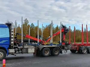 Tukkiauto Scania + Jyki peräkärry