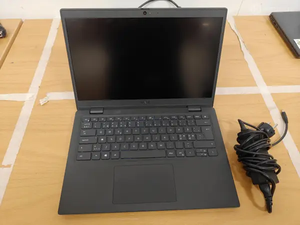 Dell 3420 kannettava tietokone (nro 22.)