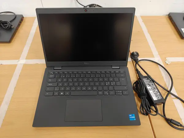 Dell 3420 kannettava tietokone (nro 20.)