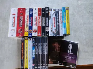DVD-julkaisuja laatikko. nro PR 17