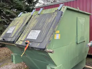 Jäteastia (nro 29) tila V Piha 1