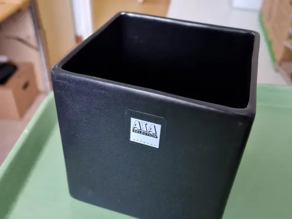 Keraaminen astia
