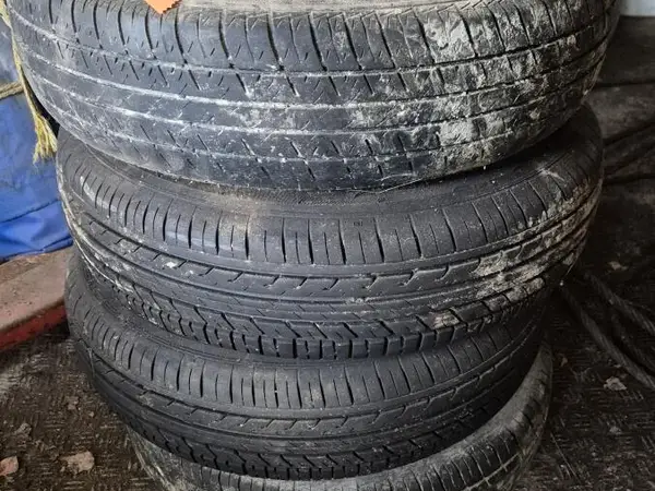Rengaspaketti 155/80 R15 4 kpl (nro 10) tila U KO