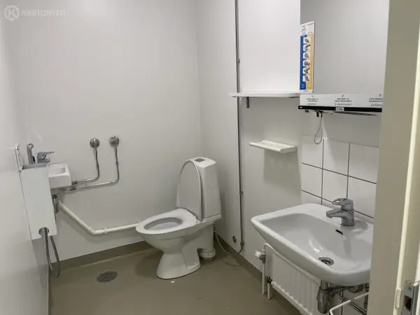 WC-kalusteet (nro 206) tila D1 synnytyssalit 081