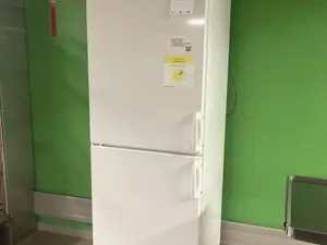 Rosenlew jääkaappi (nro 125) tila DP Käytävä
